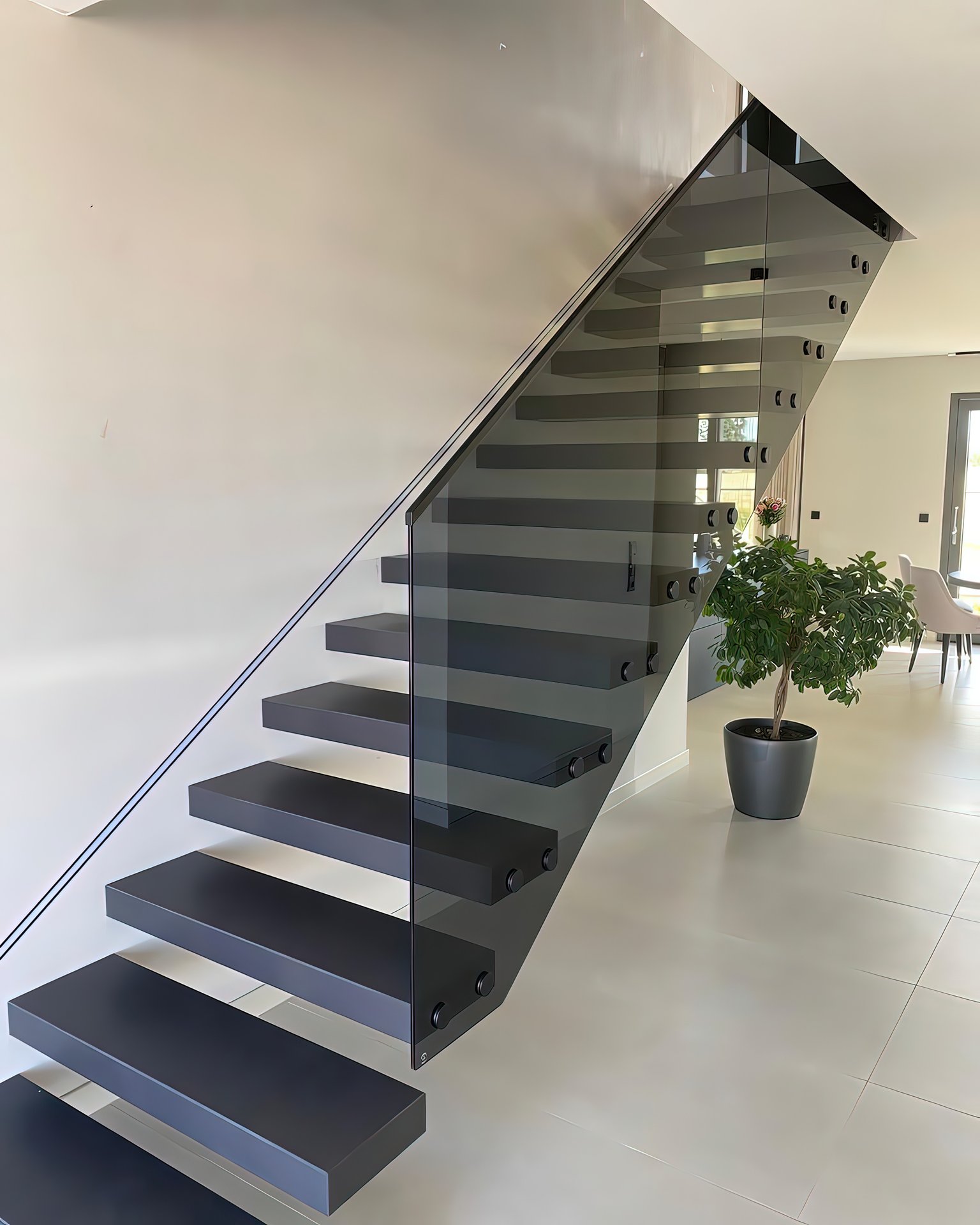 Massive Kragarmtreppe ohne Mittelholm – AN Treppenbau (Referenz 28)