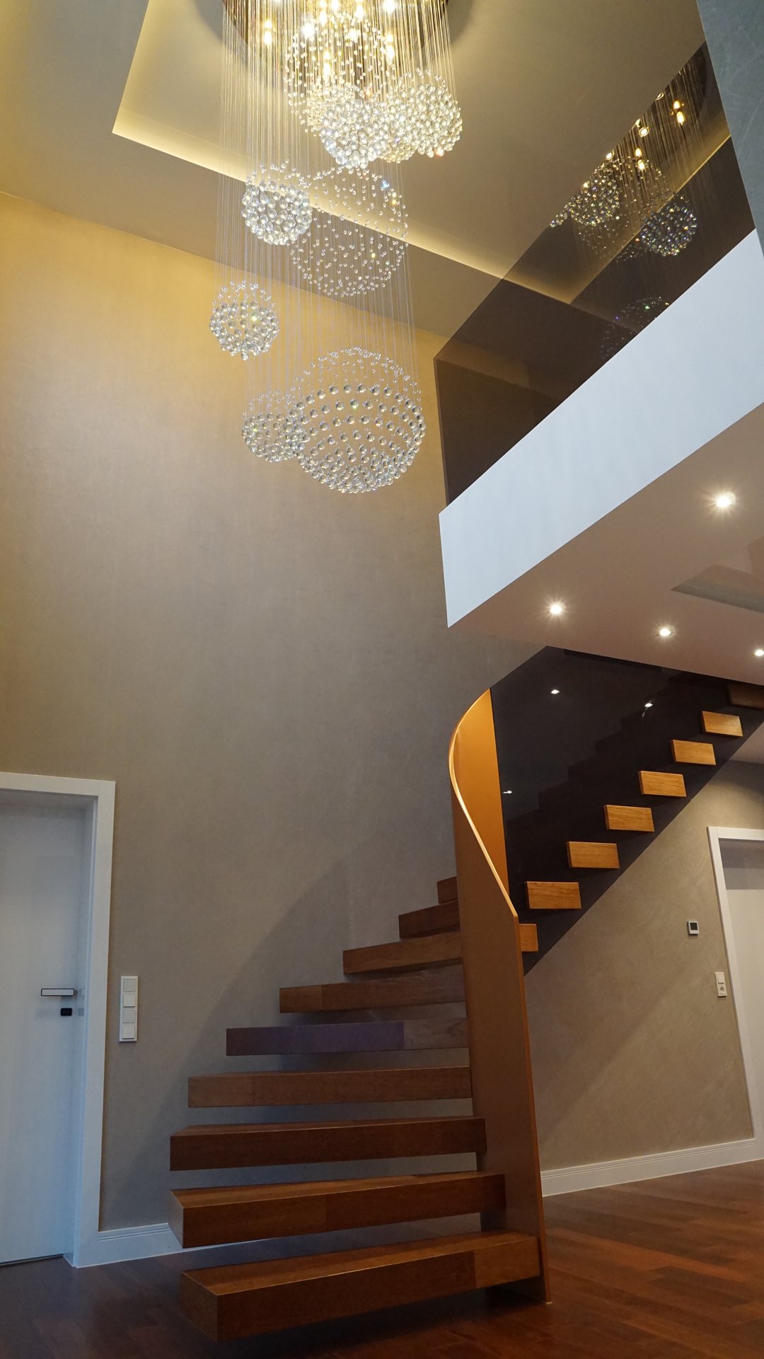 Wandmontierte Kragarmtreppe nach Maß – AN Treppenbau (Referenz 55)