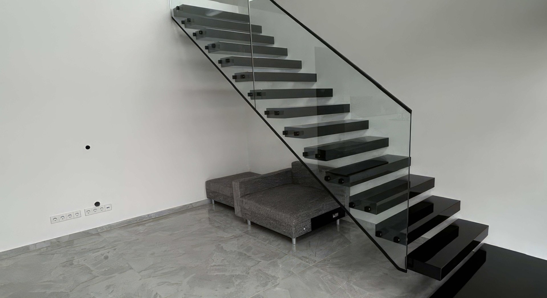 Wandmontierte Kragarmtreppe nach Maß – AN Treppenbau (Referenz 59)