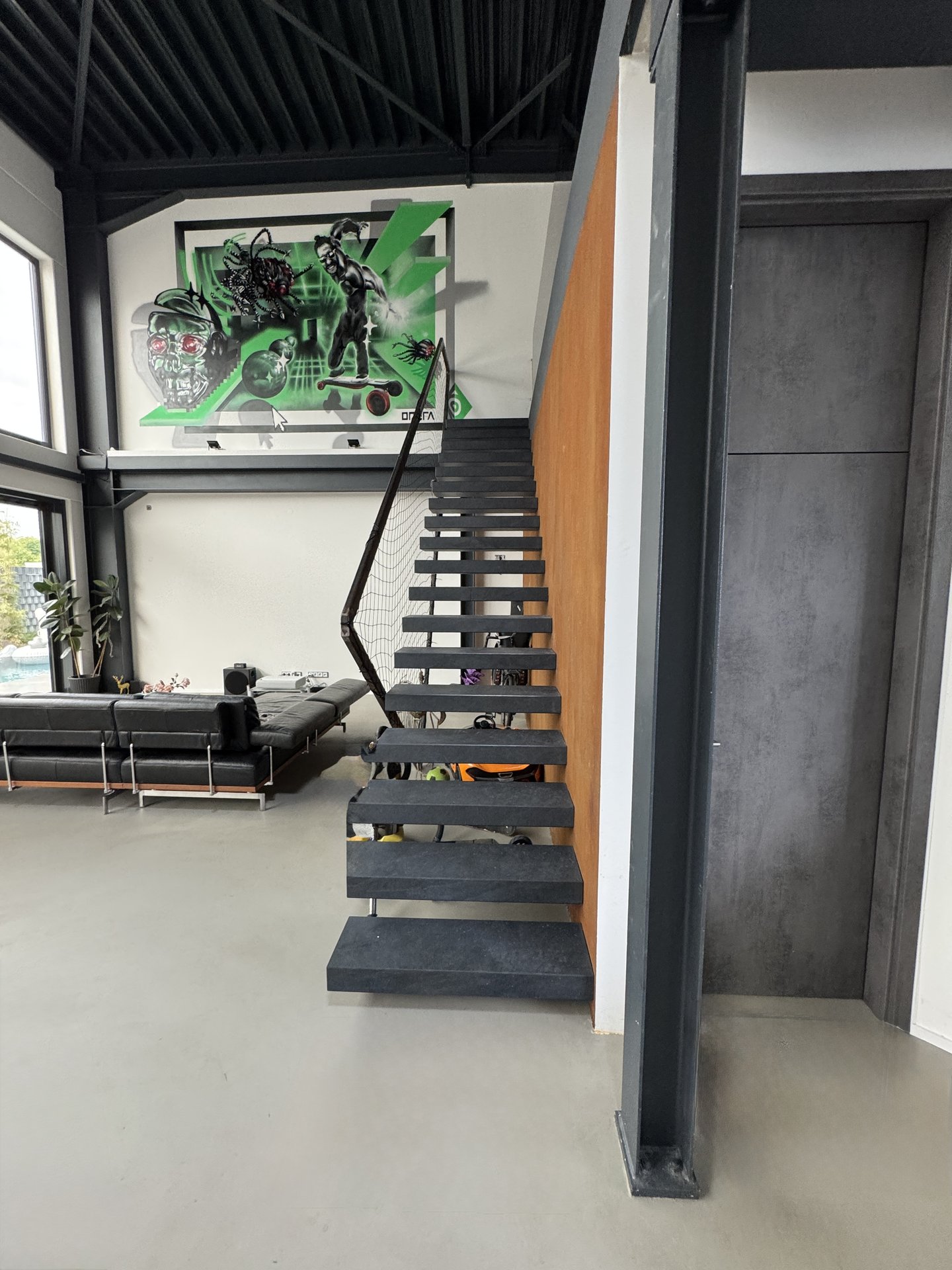 Wandmontierte Kragarmtreppe nach Maß – AN Treppenbau (Referenz 87)