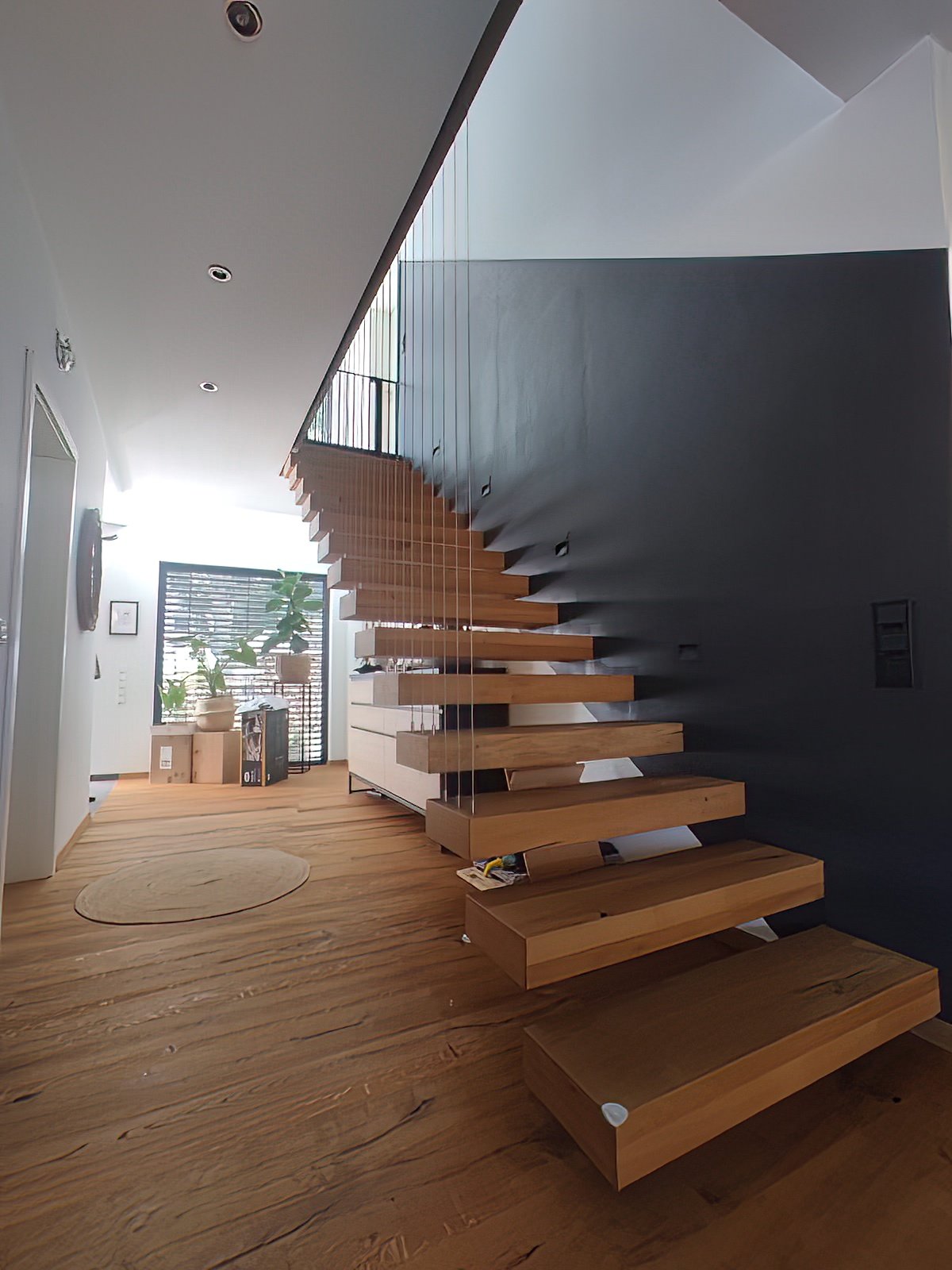 Wandmontierte Kragarmtreppe nach Maß – AN Treppenbau (Referenz 143)